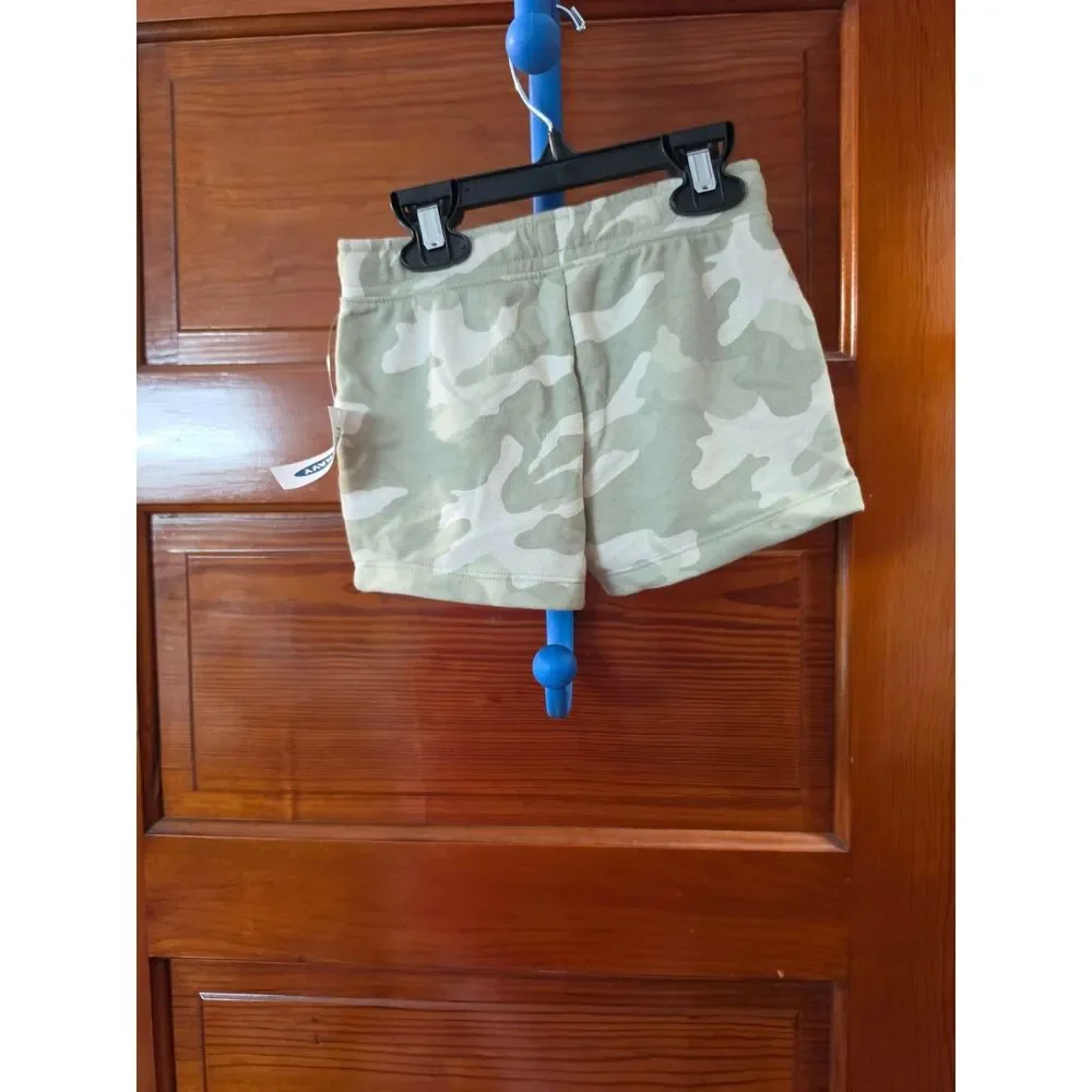 Old Navy Girls 3T Camo Shorts NWT Sage Green Pink Logo Pull On Sweat Shorts